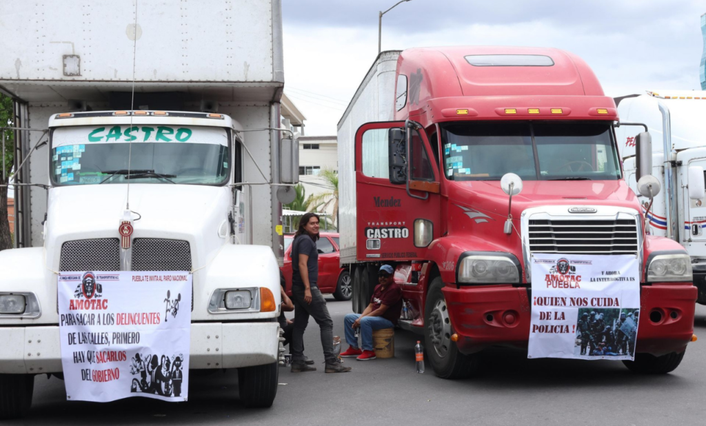 Transportistas mantienen protestas sin bloqueos en carreteras, confirman