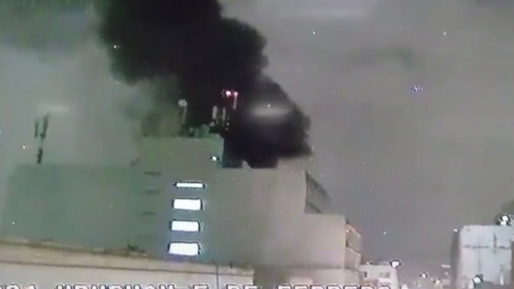 Incendio en el Centro Histórico desata fuerte operativo de emergencia