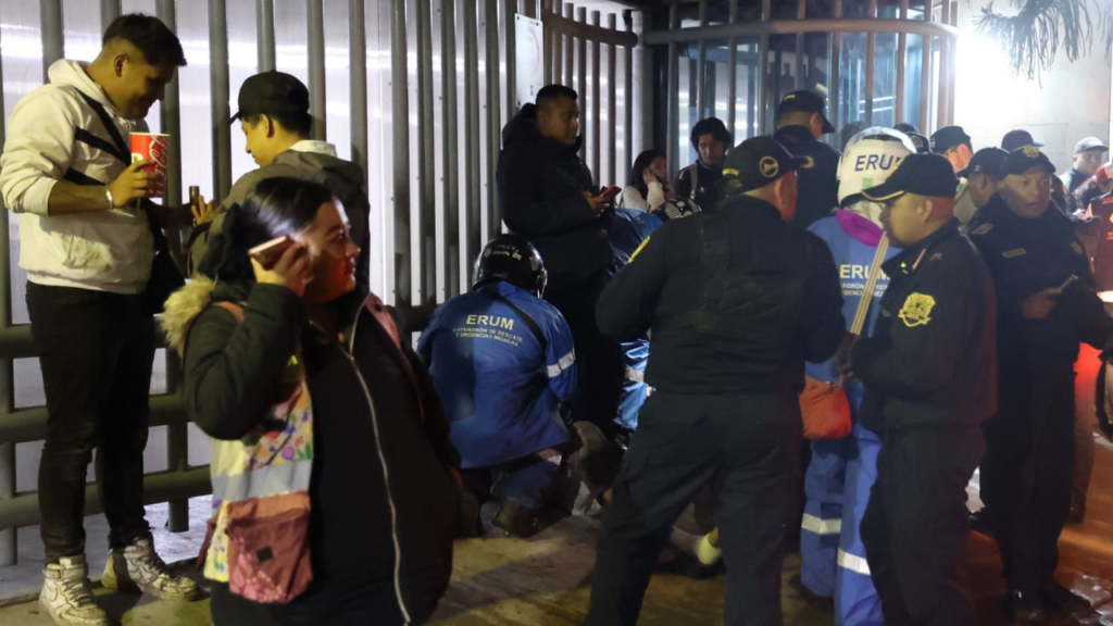 Investigan muerte de cuatro personas durante festejos de México en Paseo de la Reforma