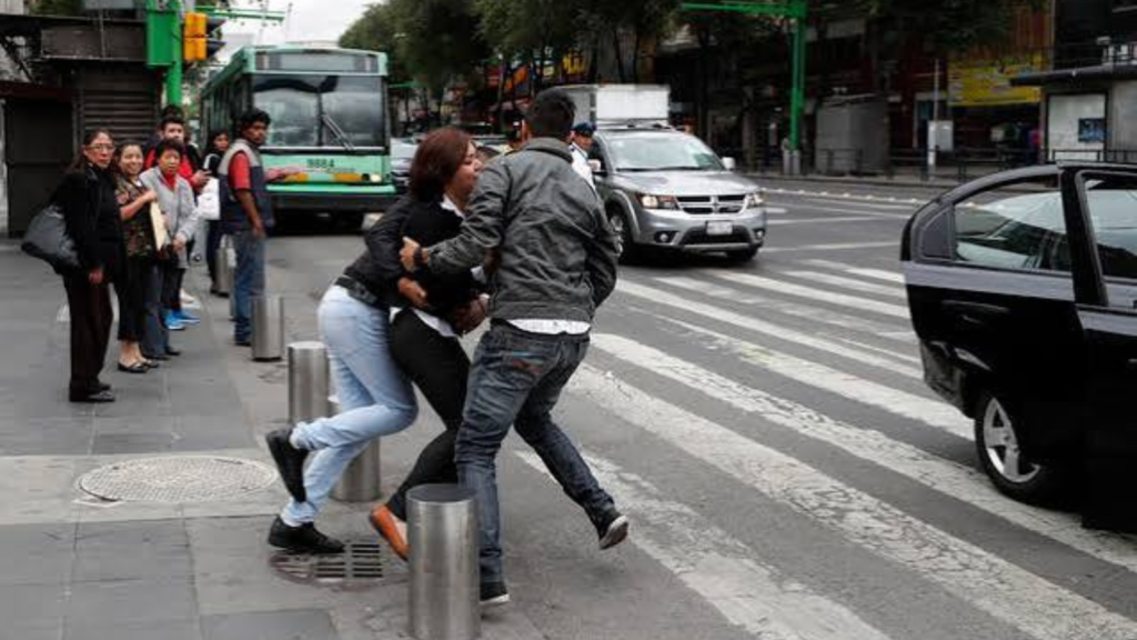 Inegi: disminuye percepción de inseguridad a 59.8%; mujeres reportan mayor temor que los hombres