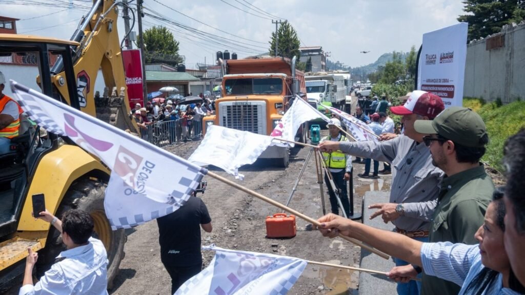 Ricardo Moreno rehabilita calles de Toluca; arranca segunda etapa de Ignacio Rayón
