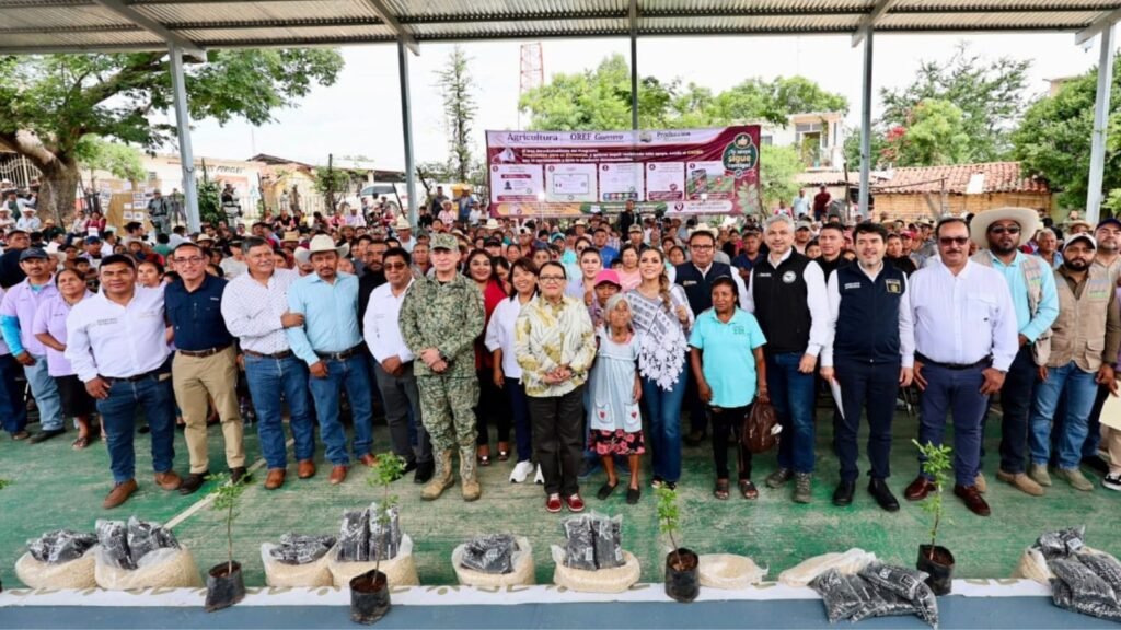 Gobierno de México lleva justicia alimentaria a la montaña de Guerrero; entregan apoyos en Olinalá