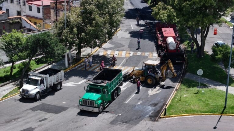 Ricardo Moreno fortalece estrategia de pavimentación de Matlatzincas en Toluca