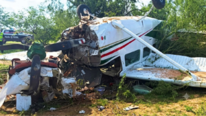 Cae avioneta tipo Cessna 206 en Sonora; hay tres lesionados; se desconoce quienes son