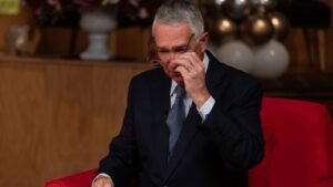 Salinas Pliego: filiales de TV Azteca buscan proteger activos en EU