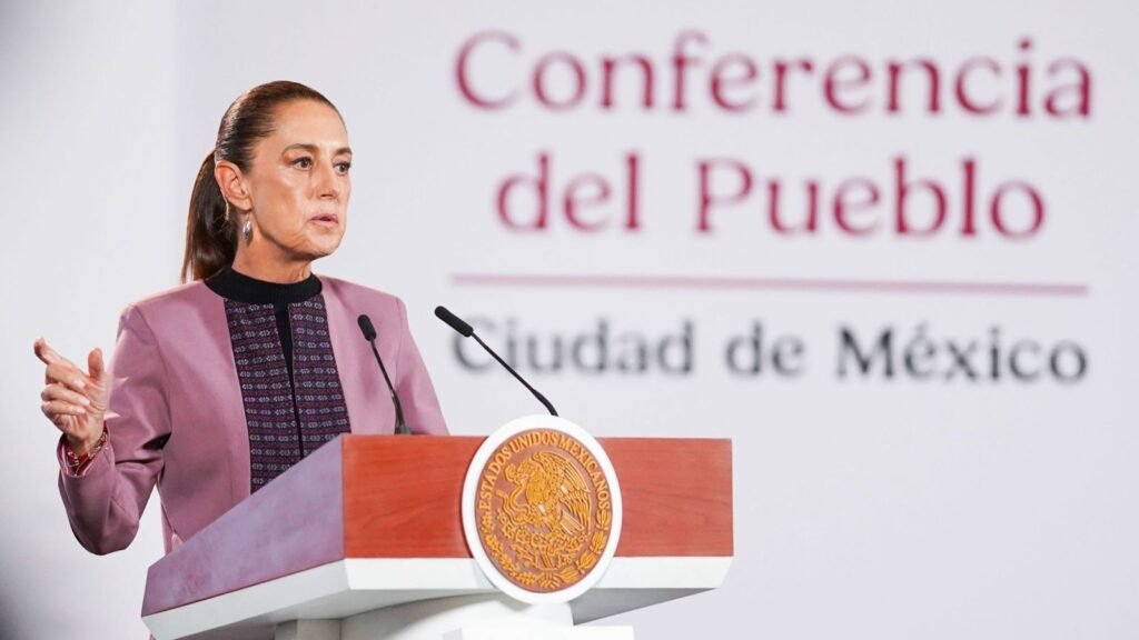 Ayotzinapa: “una herida abierta para México”, afirma Sheinbaum; más de 30 detenidos
