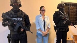 Detienen a Luisa González, excandidata presidencial de Ecuador; llaman a frenar “dictadura” de Noboa