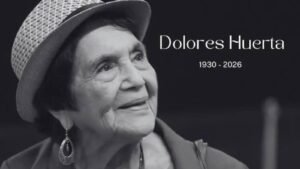 ¿Quién era Dolores Huerta, la histórica activista que cambió la lucha campesina en EU?