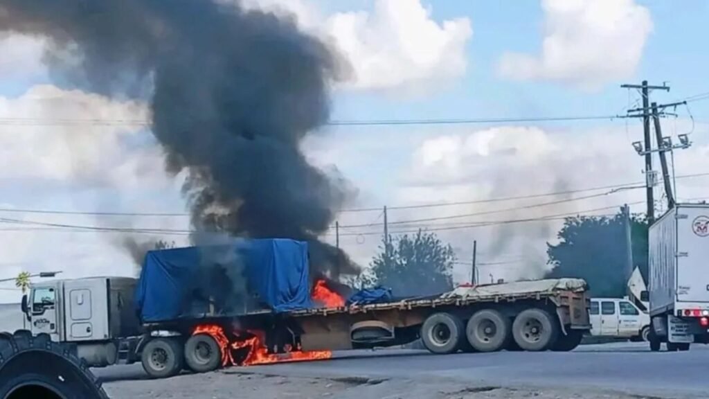 Narcobloqueos en Matamoros y Río Bravo tras detención de Axel Cárdenas, hijo de “El Contador”