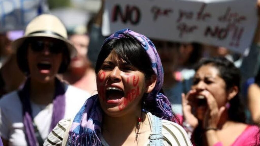 Línea de las Mujeres: 83% de llamadas fue por violencia y 33% implicó riesgo feminicida en México