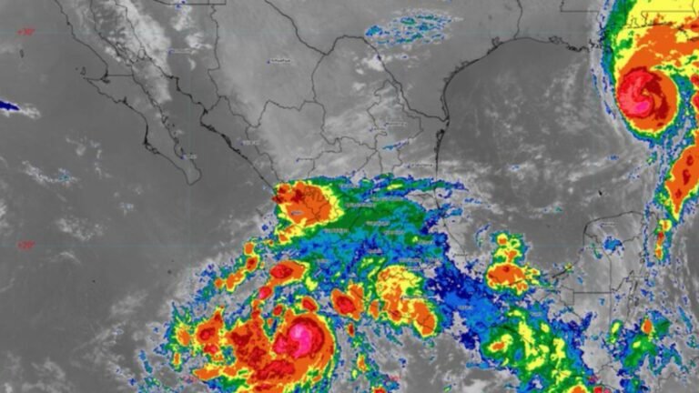 “Simón” toma fuerza en el Pacífico; prevén que en horas llegue a “huracán mayor”