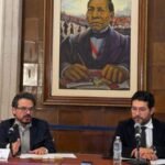 Zoé Robledo ofrece diálogo directo con base trabajadora de hospitales del IMSS