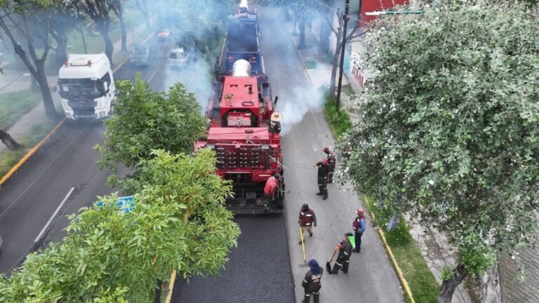 Ricardo Moreno destaca avances en pavimentación: van más de 18 mil metros en Toluca