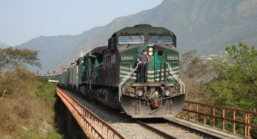 amlo-german-larrea-conflicto-ferrosur-65381b83c3497-600x362.jpg
