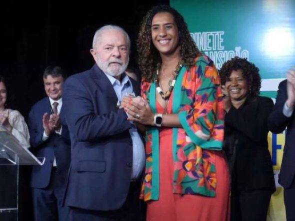anielle-franco-con-lula-65381902b8a70-600x416.jpg