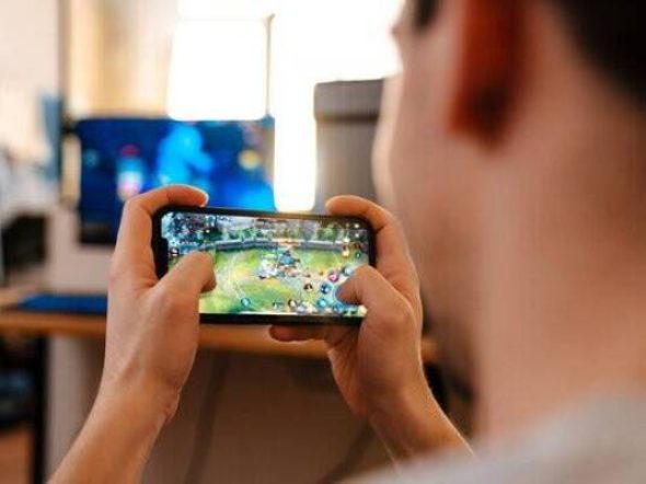 gamers-mobile-65381a0ccb2fc-600x400.jpg