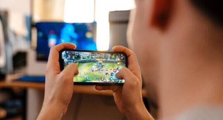 gamers-mobile-65381a0ccb2fc-600x400.jpg