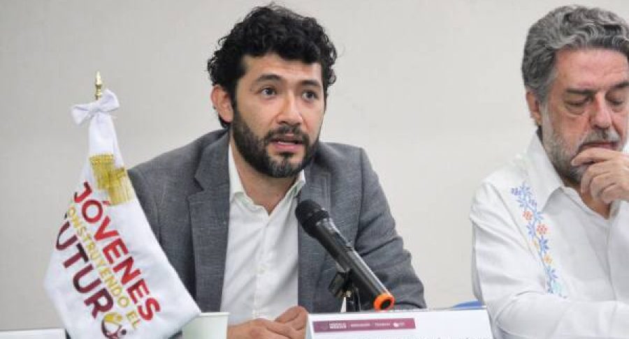 marath-bolanos-elegido-sustituir-luisa-alcalde-secretaria-trabajo-65381da353e12-600x400.jpg