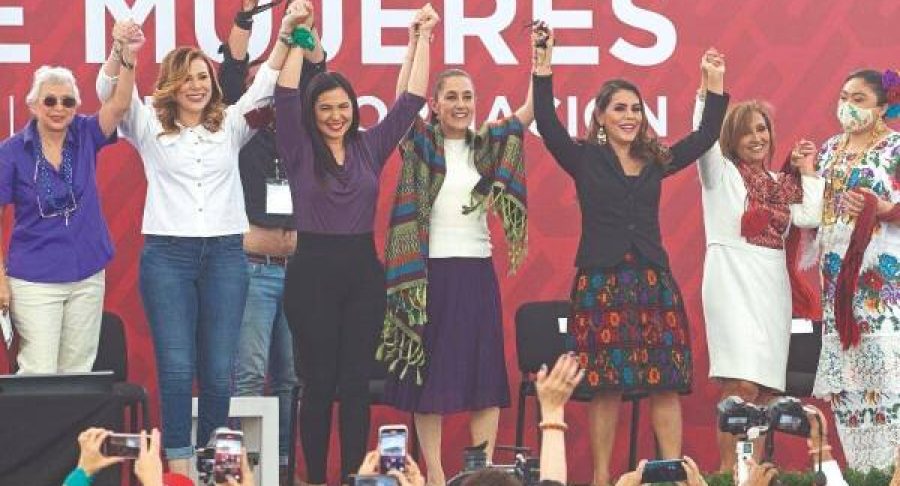 mujeres-de-la-4t-arropan-a-claudia-sheinbaum-y-la-reconocen-como-icono-feminista-en-cdmx-65381090c632f-600x370.jpg