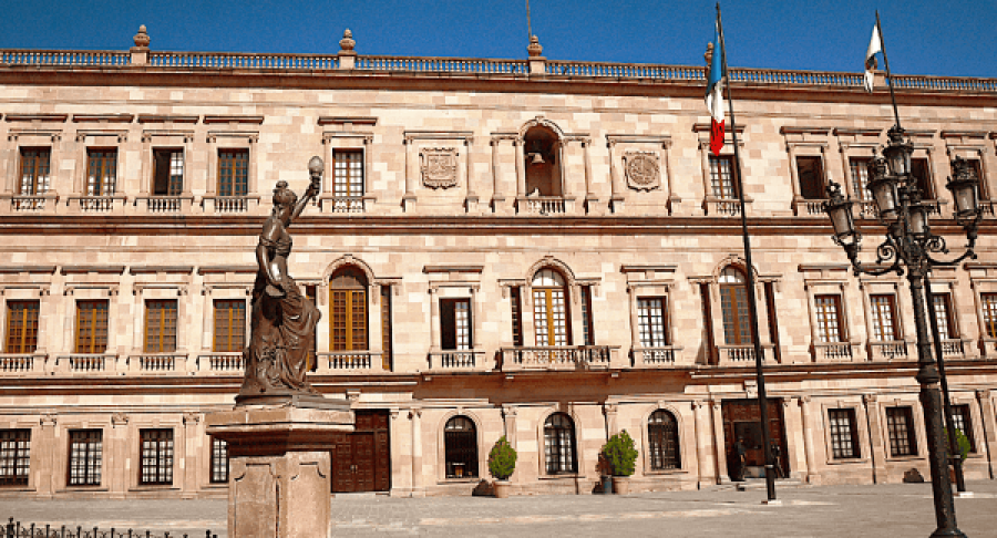palacio-de-gobierno-de-coahuila-6538172342bf0-600x407.png