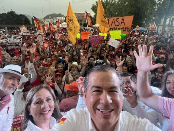 ricardo-mejia-de-pie-declinacion-pt-65381bd4efd98-600x450.jpg