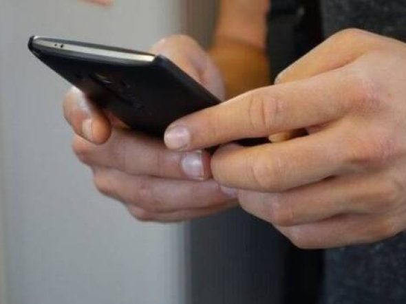 smartphone-2454611-1280-640x360-1-65380df638236-600x338.jpg
