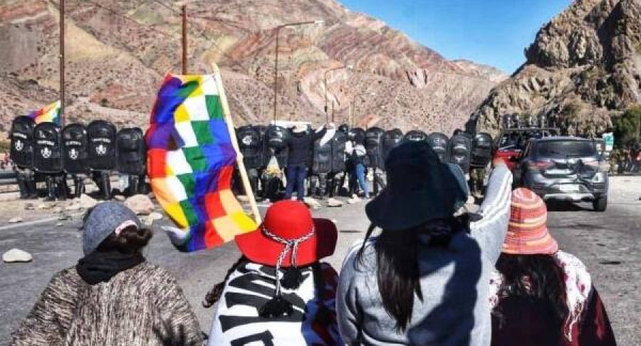tension-argentina-gobierno-jujuy-reprime-protestas-65381dbb930df-600x399.jpg