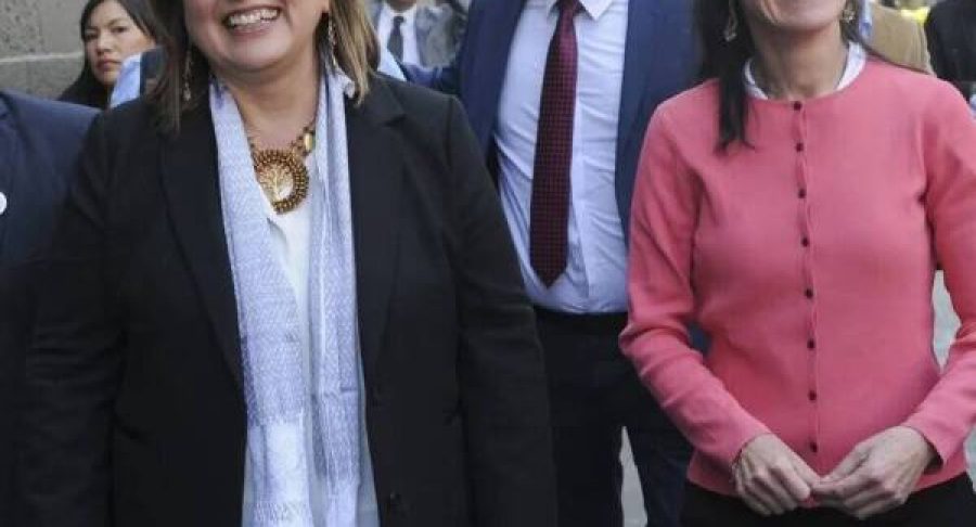 xochitl-galvez-y-claudia-sheinbaum-65381f39364d0-600x600.jpg